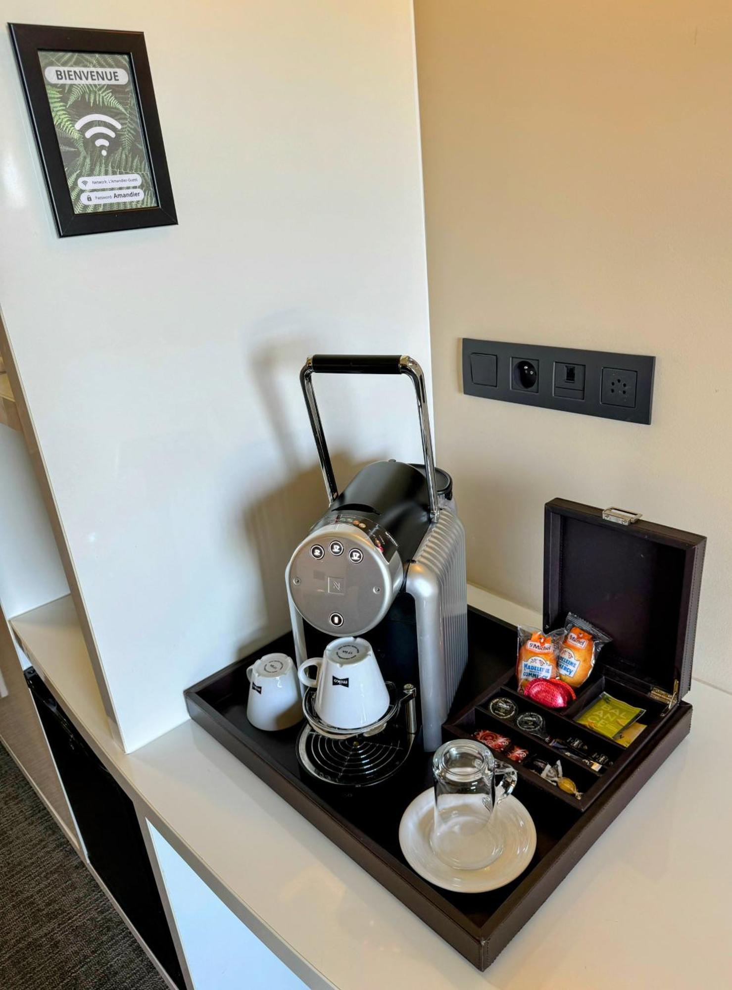 Hotel L'amandier 3*