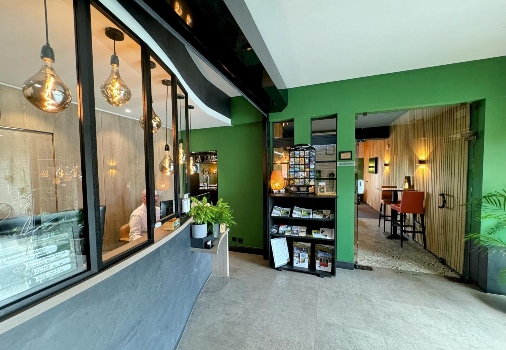 Hotel L'amandier Libramont-Chevigny